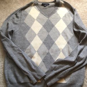 Banana Republic argyle v neck sweater